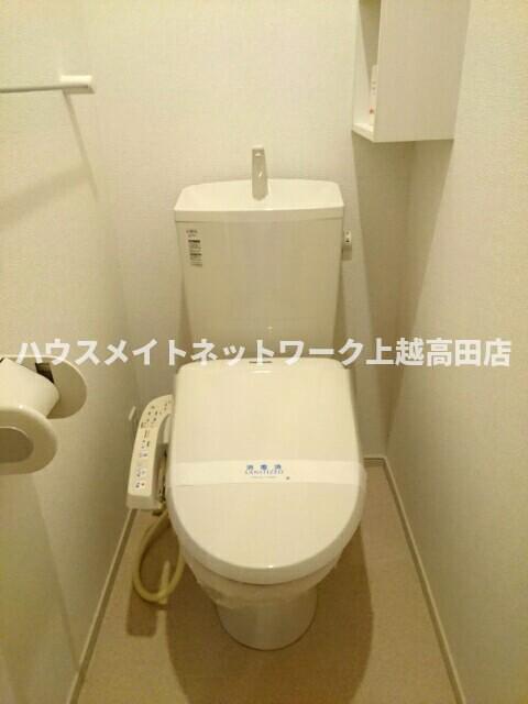 トイレ　温水洗浄暖房便座