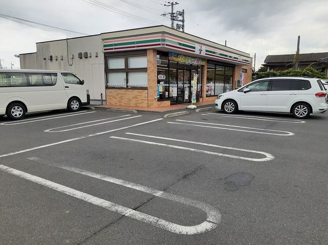 コンビニ　セブン-イレブン 佐野工業団地（コンビニ）まで500m