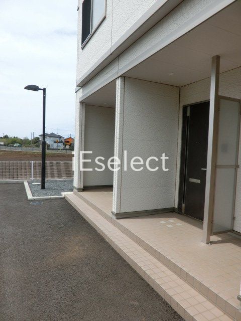 エントランス　お部屋へはこちらから★