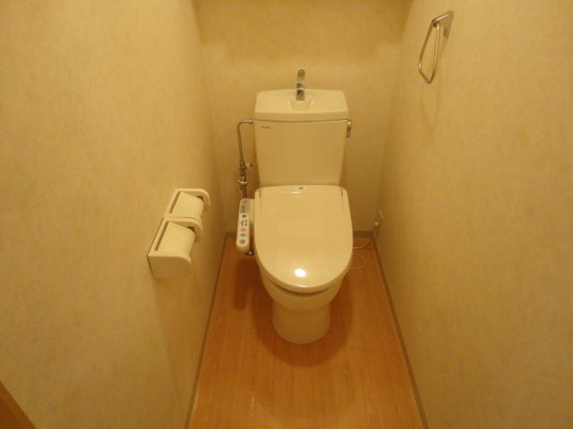 トイレ　シャワー付トイレ