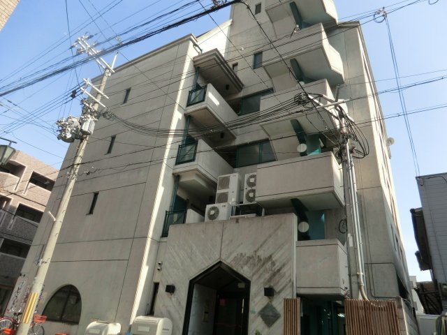 建物外観　オートロック完備☆