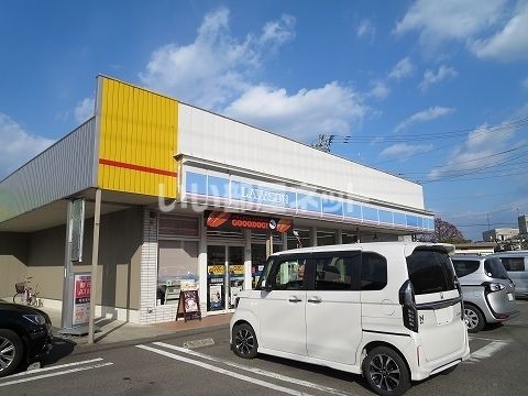 コンビニ　ローソン赤石店（コンビニ）まで1376m