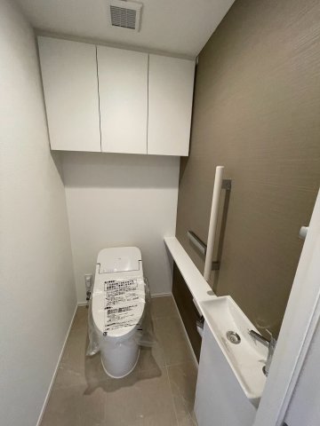 トイレ　※別部屋参考写真