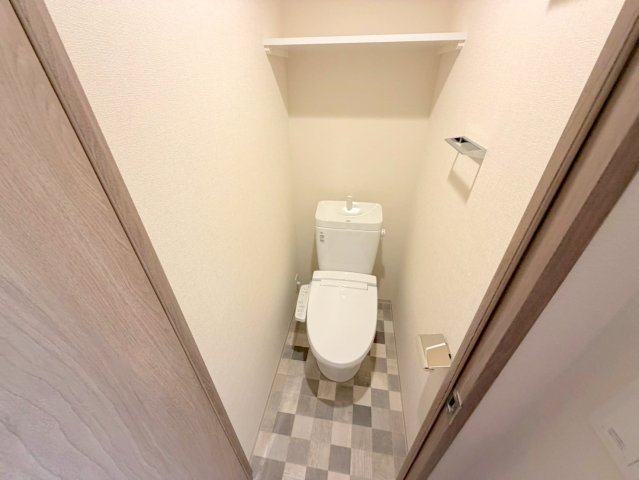 トイレ　綺麗なトイレにはウォシュレット標準装備です。