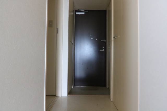 玄関　※別室の参考写真の為、現況優先です。