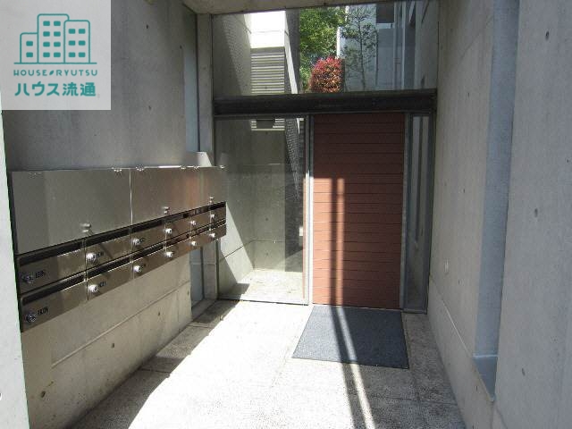 エントランス　エントランス部分