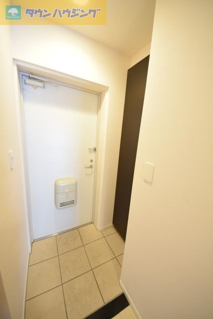 玄関　お部屋探しは【タウンハウジング千葉店】にお任せ下さい♪