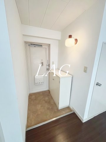 玄関　玄関です。