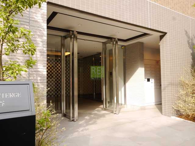 エントランス　グランドコンシェルジュ千駄ヶ谷