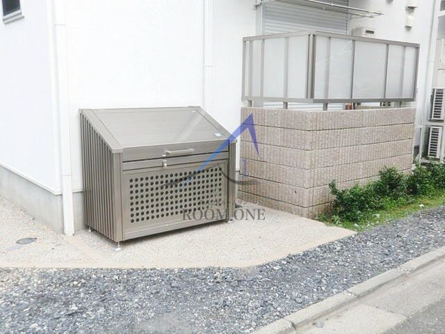 その他共有部分　敷地内ごみ置き場です。