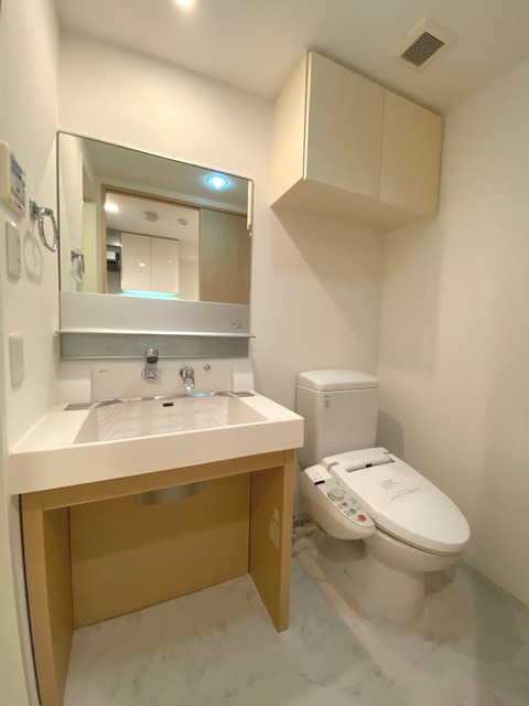 トイレ　清潔感のあるトイレです