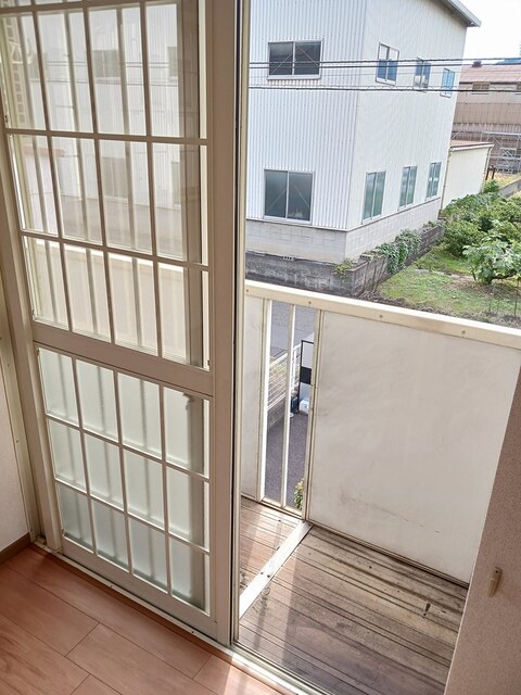 バルコニー　バルコニー