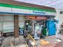 コンビニ　ファミリーマート小浦下新庄駅前店（コンビニ）まで242m