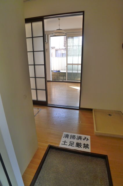 玄関　別号室参照画像です。