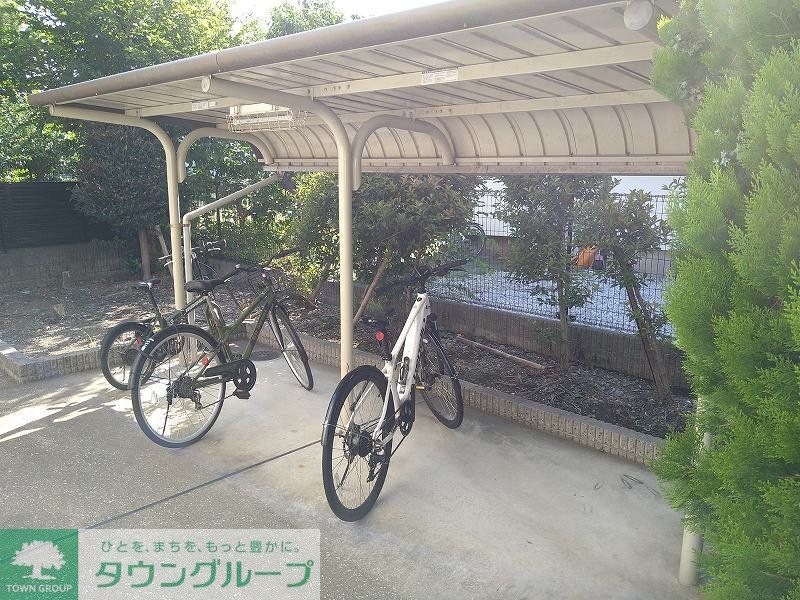 その他共有部分　駐輪場　自転車＆原付のみ駐輪可