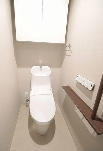 トイレ　別部屋参考画像