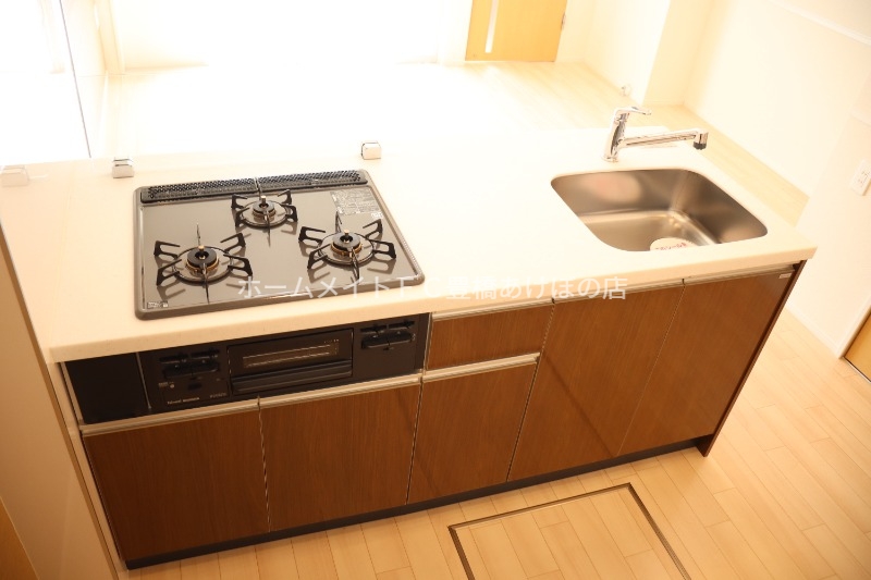 キッチン　同型別部屋