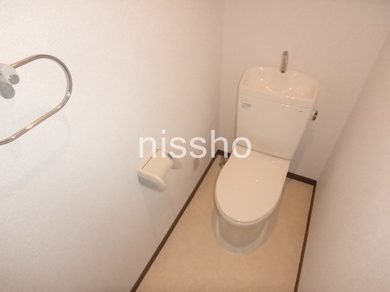 トイレ　嬉しいバストイレ別！（同仕様写真）