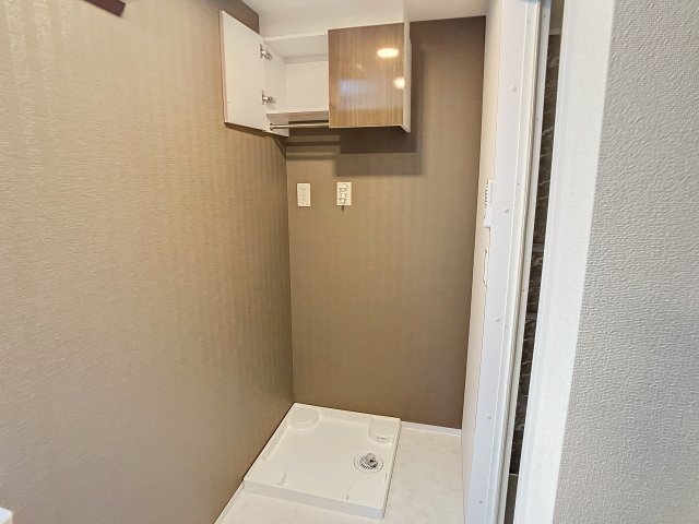 その他設備　掲載写真は同型の左右反転の部屋を掲載しております。実際のお写