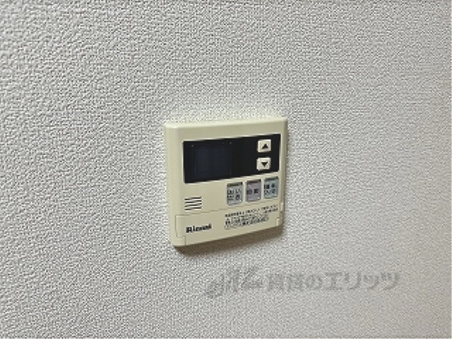 その他設備　給湯器リモコン