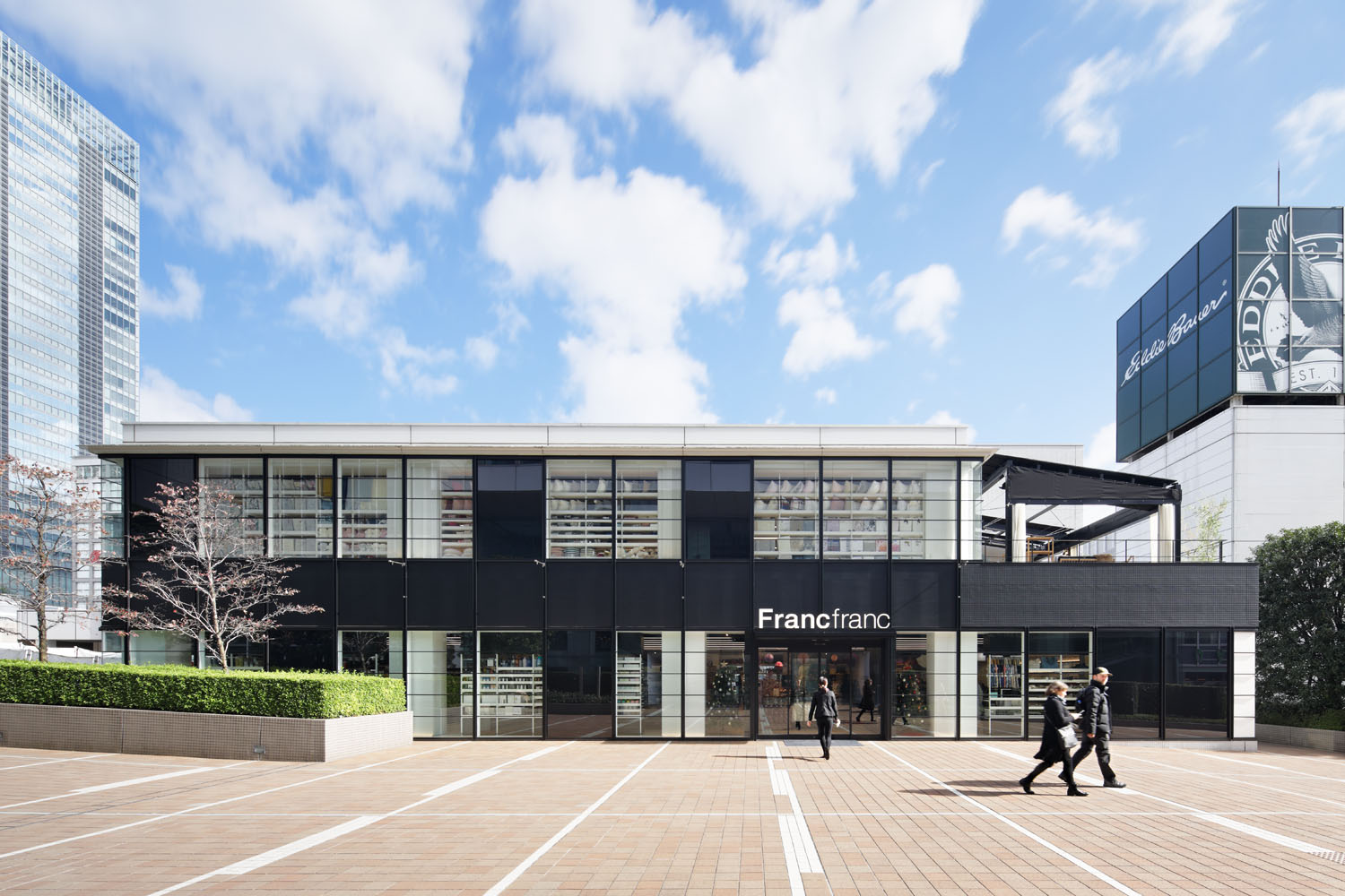 ホームセンター　Francfranc新宿サザンテラス店（ホームセンター）まで597m