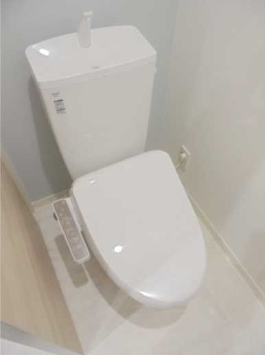 トイレ　ウォシュレット付きのトイレです！