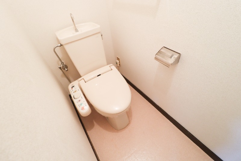 トイレ　図面と現状に相違がある場合には現状を優先