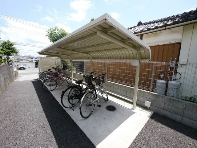 その他共有部分　★屋根付き駐輪場★