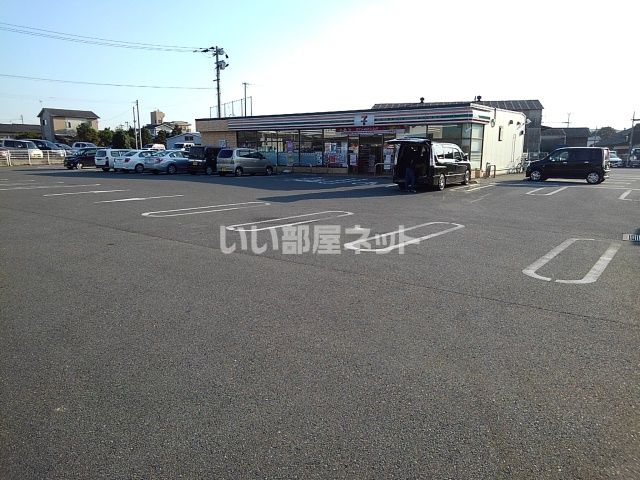 コンビニ　セブンイレブン 八女龍ケ原店（コンビニ）まで309m