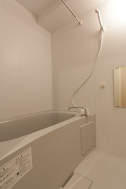 バス・シャワールーム　※写真は同タイプ住戸です。