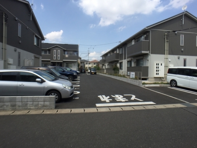 駐車場　駐車場