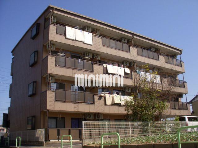 建物外観　バス停まで徒歩１分。