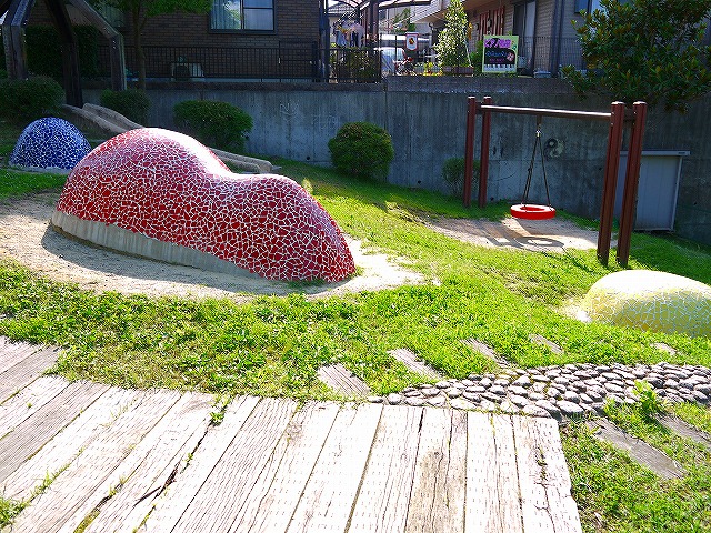 公園　富雄川西二丁目街区公園（公園）まで417m