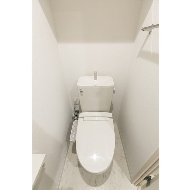 トイレ　※別部屋の参考写真です。