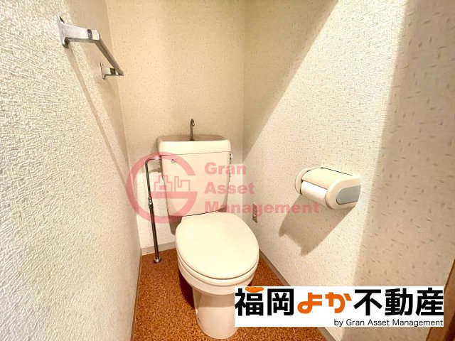トイレ　シンプルで使いやすいトイレです