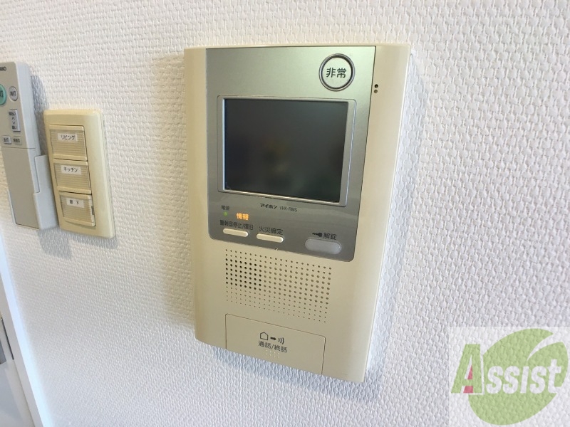 セキュリティ　インターホンです。オートロック付きで安心のマンションです。