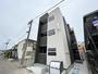 薬師堂駅より徒歩8分 築4年3ヶ月 3階建の賃貸物件