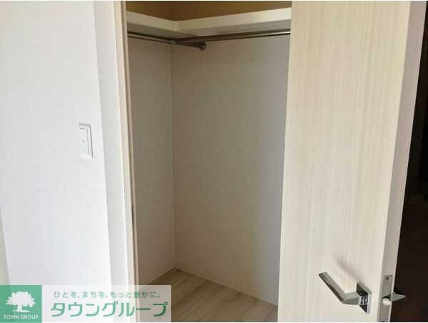 収納　ウォークインクローゼット