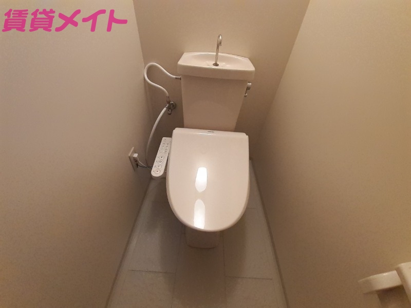 トイレ　別部屋参考写真です