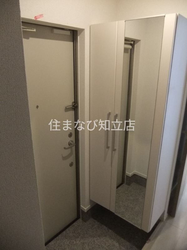 玄関　同型完成モデル