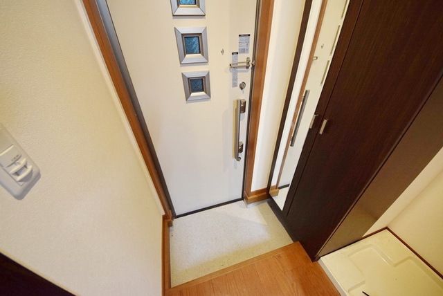 玄関　別部屋参考写真