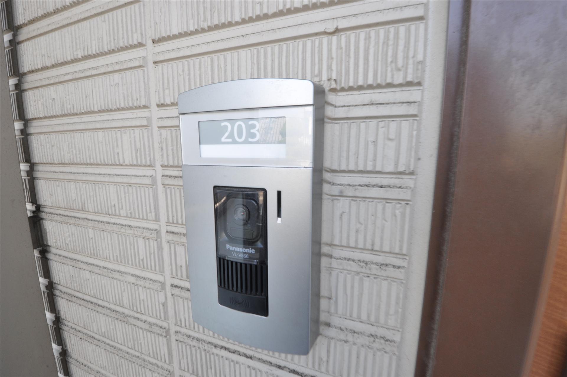 その他設備　モニター付きインターホン　　※203号室参照。