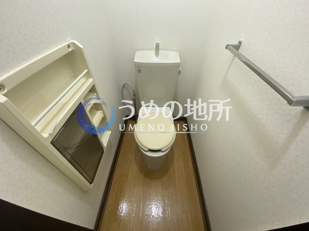トイレ　トイレ