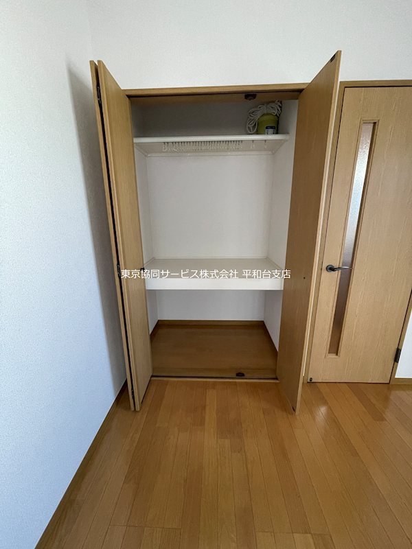 玄関　※別号室参考写真※