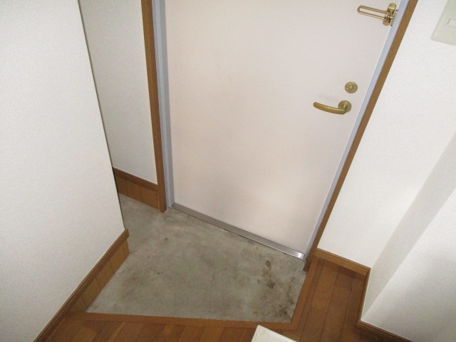 玄関　別号室の部屋