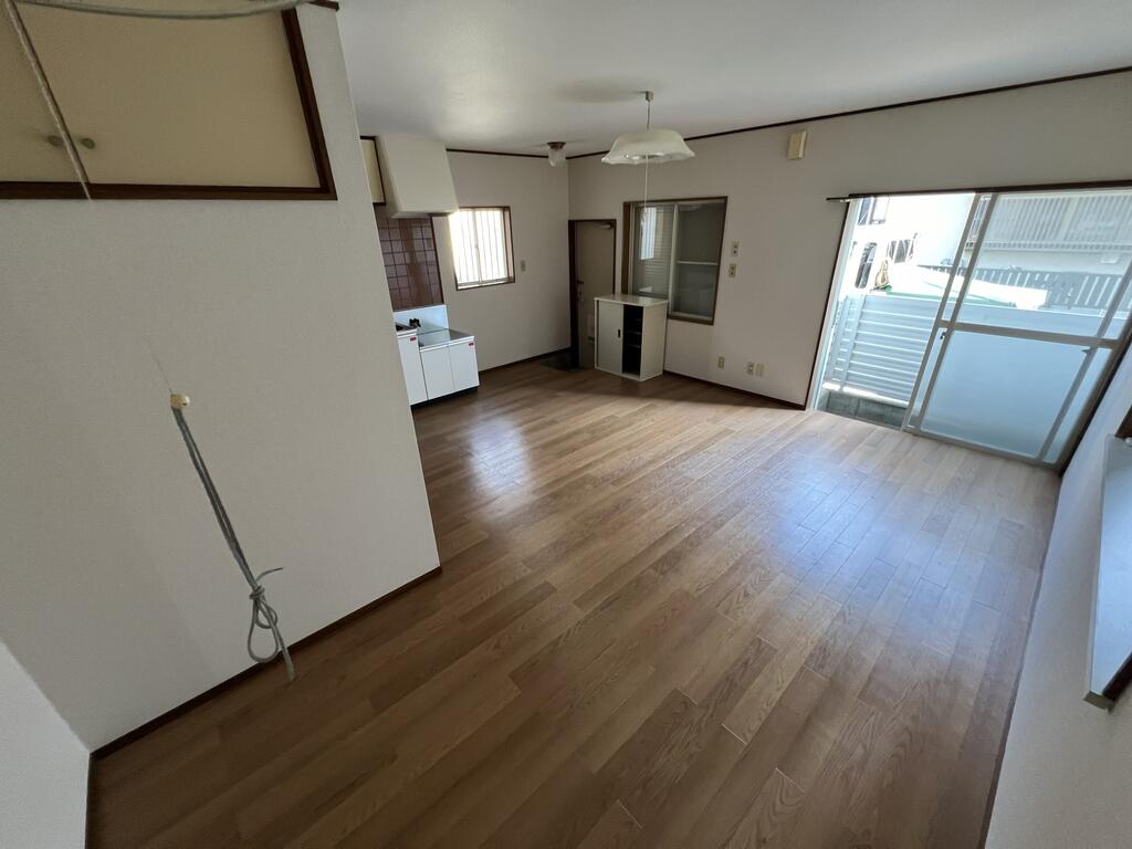 角田屋ハイツ南町の居間写真