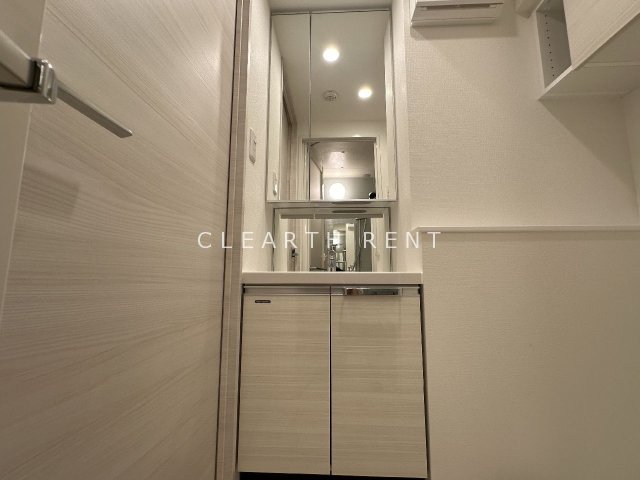 洗面設備　同タイプ別住戸写真となります。現況と異なる場合がございます。