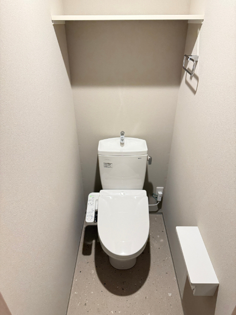 トイレ　同型写真