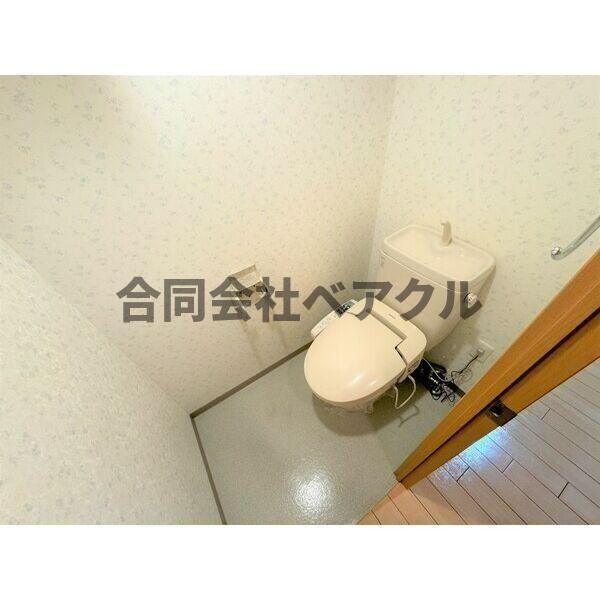 トイレ　コンパクトで使いやすいトイレです