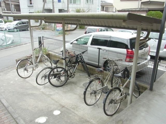 その他共有部分　★屋根付き駐輪場★